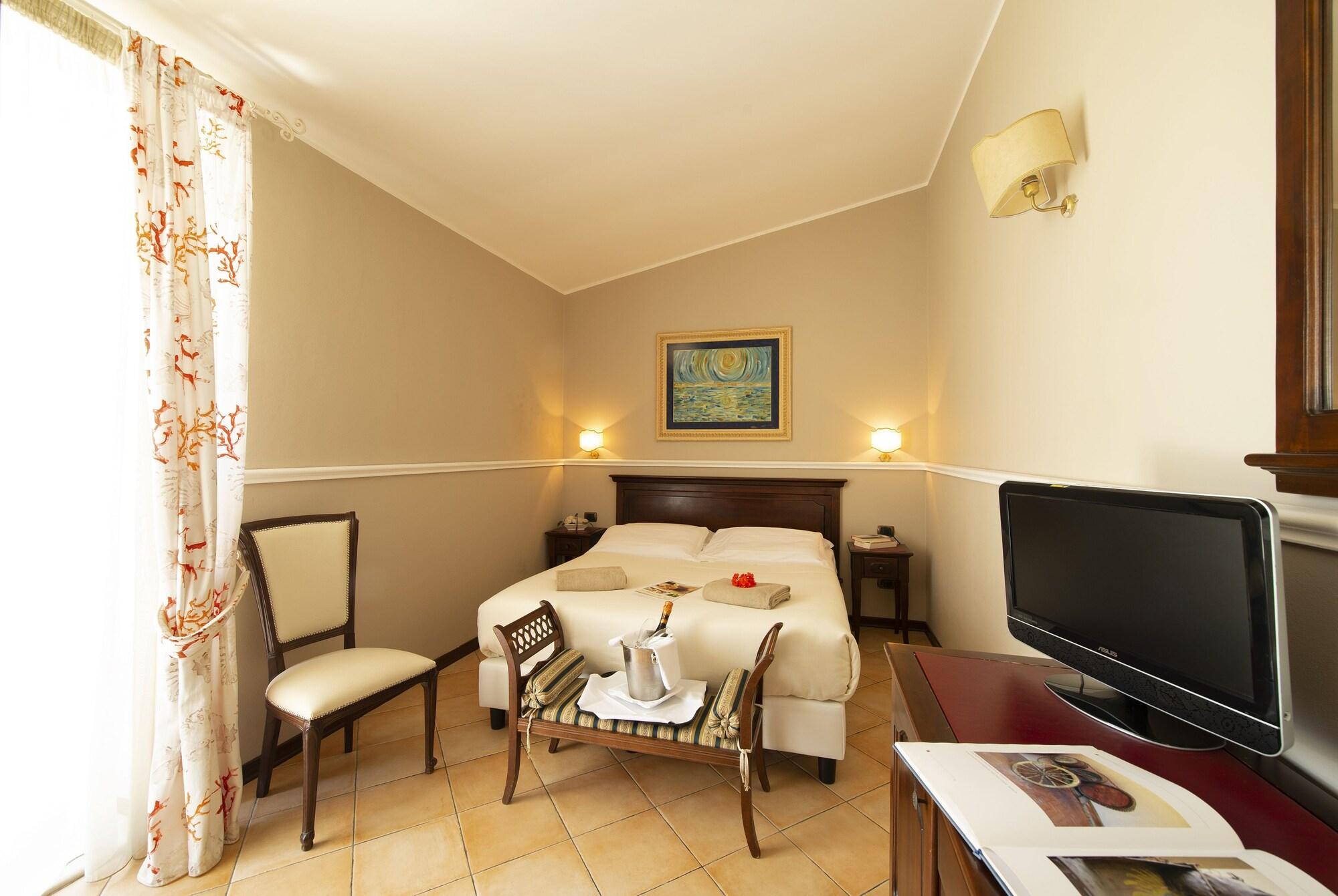 Charme Hotel Villa Principe Fitalia Fanusa Exteriör bild